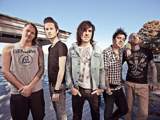 Tom van Destine in elkaar geslagen