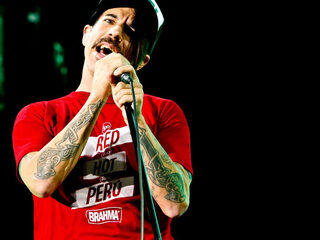 Clipprimeur 'Brendan's Death Song' van RHCP