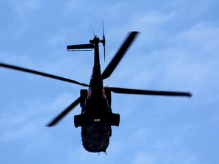 Met de helikopter naar de Zwarte Cross