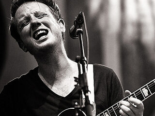 Two Door Cinema Club documentaires online
