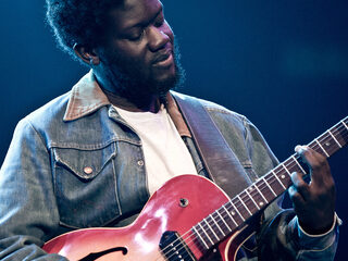 Gouden plaat voor Michael Kiwanuka