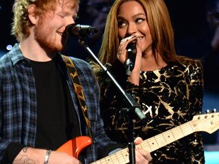 Derde dubbelnotering in 2017 in de Mega Top 50