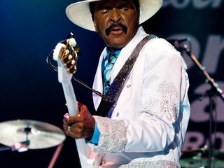 Larry Graham live bij Giel