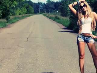 Nooit Grappig: man vergeet zijn vrouw langs de snelweg