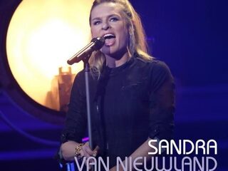 Sandra van Nieuwland live bij Giel
