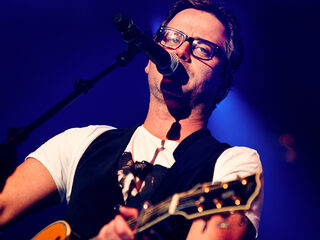 Guus Meeuwis geeft exclusief concert in Tivoli