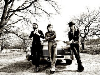 Bang bang! DeWolff live bij Giel