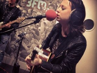 Stevie Ann live bij Giel