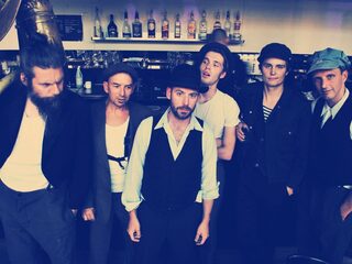 Maison du Malheur live in 3voor12 Radio
