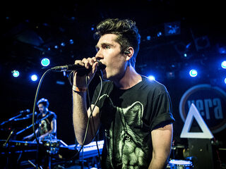 Bastille maakt luxe uitgave van Bad Blood