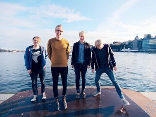 Satellite Stories live bij Giel