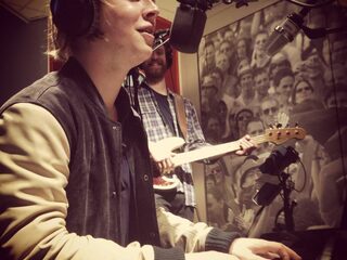 Tom Odell brengt film bij 'Another Love' uit