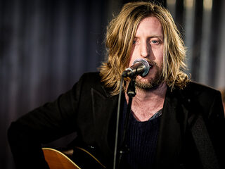 Andy Burrows live in 3voor12 Radio