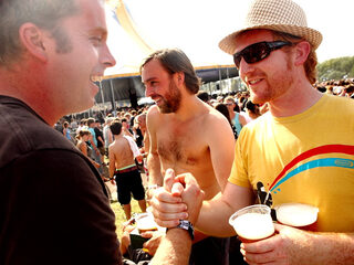 Met Je Friends Naar Lowlands