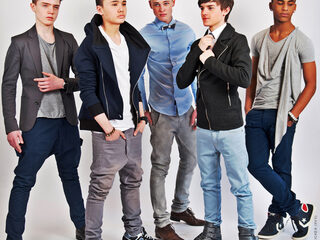 B-Brave 'Verleidde' live bij Dit is Domien