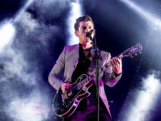 Arctic Monkeys streamen nieuwe album AM