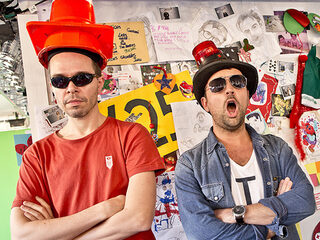 Beluister het nieuwe Pet Shop Boys-album Electric