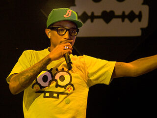 Pharrell Williams brengt 24 uur durende videoclip uit