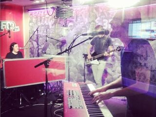 The Boxer Rebellion en Bente live bij Giel