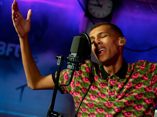 Stromae grote winnaar van Music Industry Awards