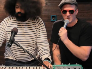 QOTSA-frontman Josh Homme zingt over opgezette dieren