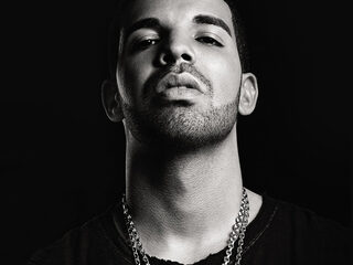 Hoog bezoek: Drake bij 3FM!