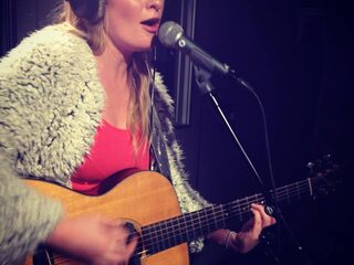 Miss Montreal op bezoek bij Giel