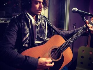 Dit Is Domien Huiskamerconcert met Waylon