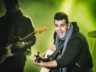 Nielson live bij Giel