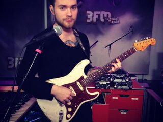 IJslands trots Ásgeir live bij Giel