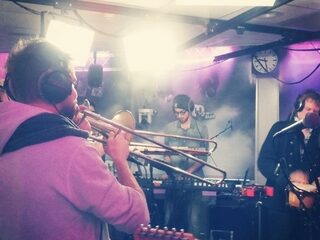 Knarsetand live bij Giel