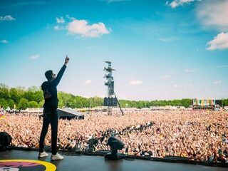 Herbeleef Pinkpop met deze waanzinnige foto's