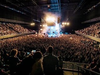 Alle evenementen (waaronder concerten) met meer dan 100 personen worden verboden