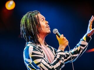 3FM Maand van de Livemuziek: Jeangu Macrooy en WIES in Effenaar Eindhoven