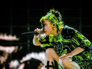 U2's Bono bedankt Billie Eilish voor 'Everything I Wanted'