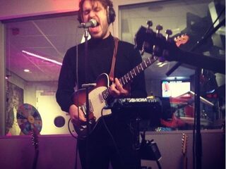 Go Back To The Zoo live bij Giel