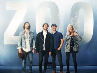 Go Back To The Zoo in 3voor12 Radio