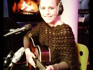 Wyke van Weelden live bij Giel