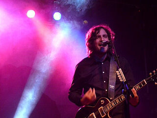 James Walsh zingt met Carice van Houten