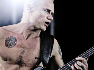 Bassist Red Hot Chili Peppers komt met biografie