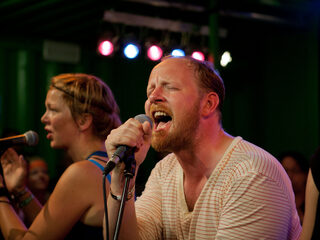 Happy Camper live in 3voor12 Radio