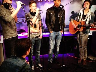 Mainstreet live bij Giel