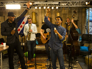 Typhoon in de Xnoizz 1uurService