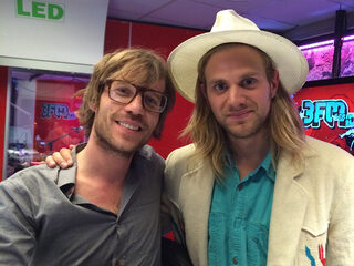 Nacht 2: Kraantje Pappie, Lucas Hamming, HeavyLight en eindelijk slapen