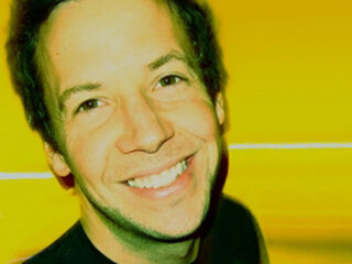 Beluister: Pierre van Simple Plan aan de lijn!