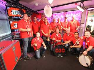 Dweilorkest 030 kwam Giel wakkermaken