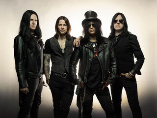 Voorproefje van Slash' nieuwe materiaal