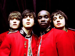 Derde plaat The Libertines in 2015 in de schappen