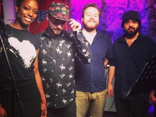 Freez en A.R.T live bij Giel