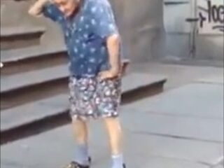 97-jarige oma schudt de heupen flink los